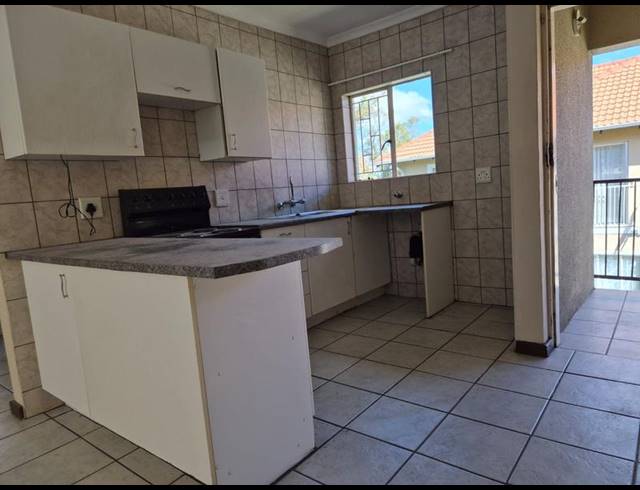 2 BEDROOM PROPERTY TO RENT IN COMET
